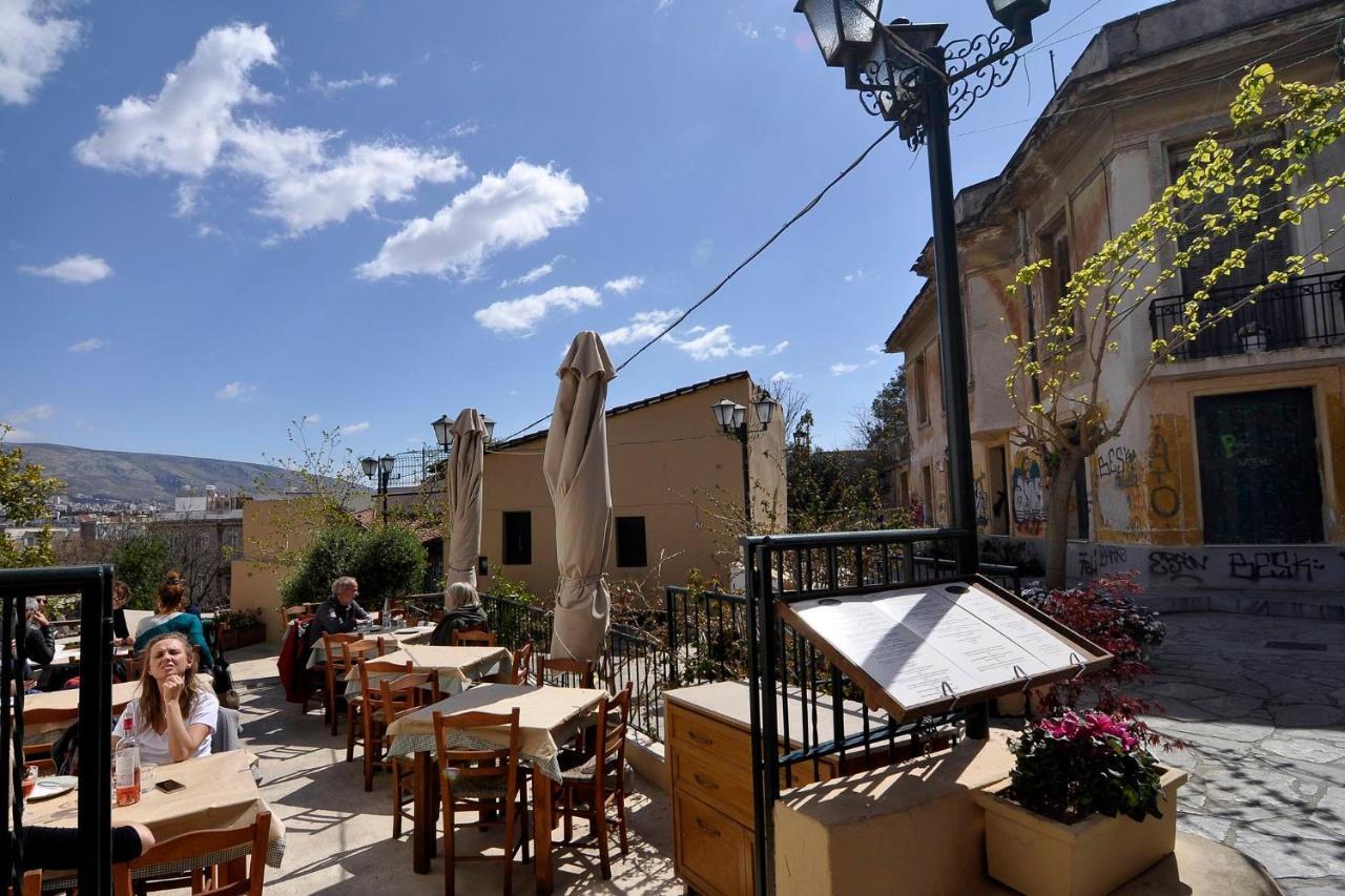 Historic Plaka Apartments Athena Bagian luar foto