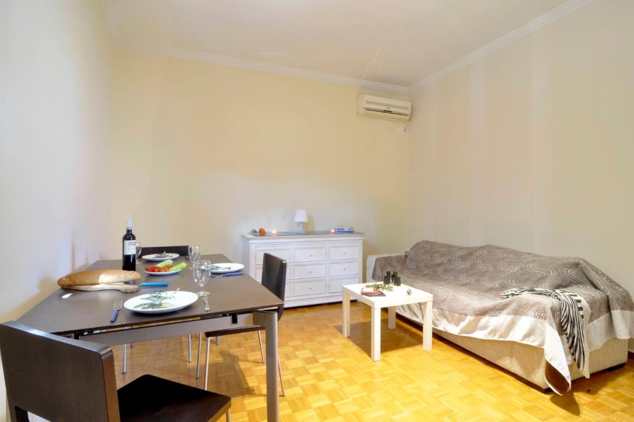Historic Plaka Apartments Athena Bagian luar foto